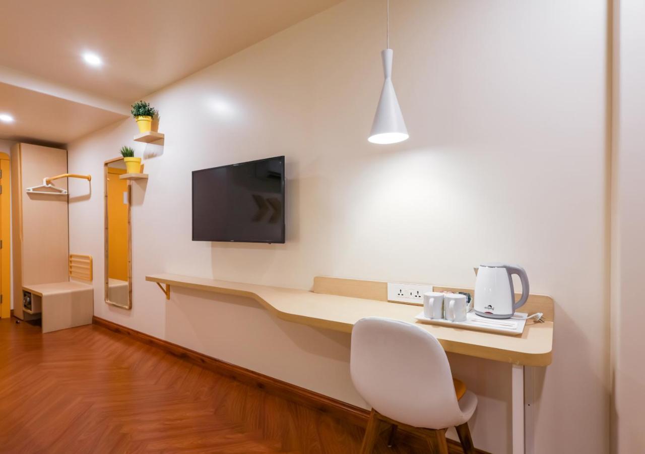 Bloom Hotel - Golf Course Road, Sector 43 Gurgaon Extérieur photo