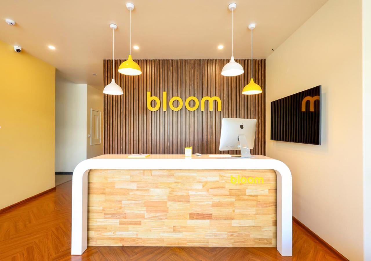 Bloom Hotel - Golf Course Road, Sector 43 Gurgaon Extérieur photo