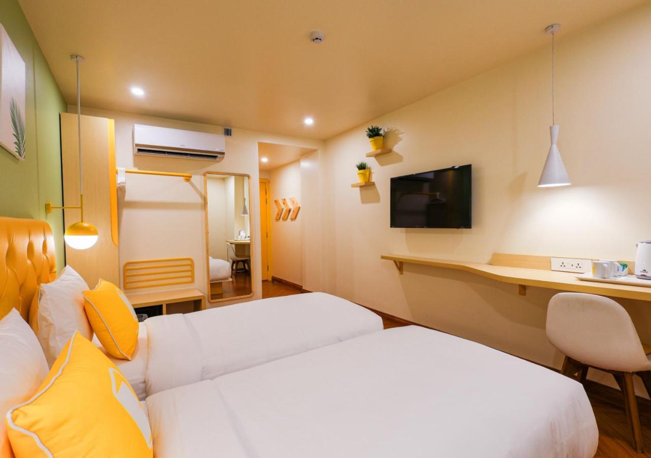 Bloom Hotel - Golf Course Road, Sector 43 Gurgaon Extérieur photo